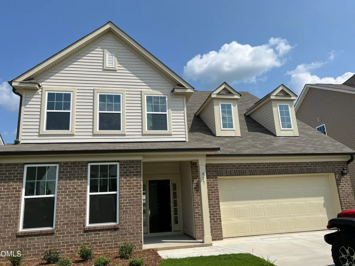 917 Channel Drop Loop, Zebulon, NC 27597 - #1
