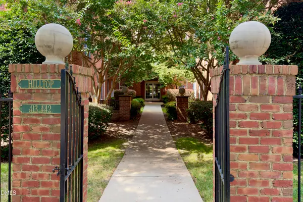 431 W Barbee Chapel Road, Chapel Hill, NC 27517