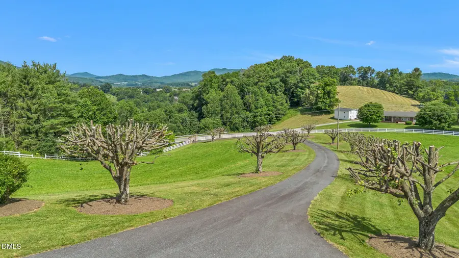 450 Nc Hwy 88 E, Jefferson, NC 28640 - #3