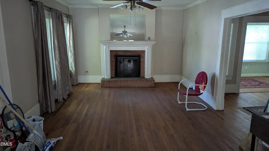 204 Gilmer Street, Burlington, NC 27217 - #2