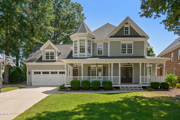 1009 Lyndhurst Falls Lane, Knightdale, NC 27545