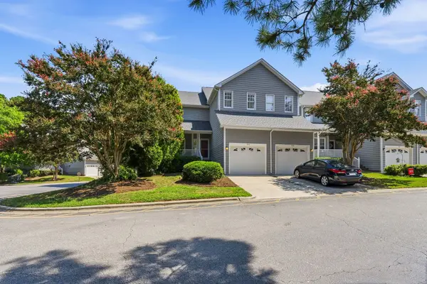 8320 Hempshire Place, Raleigh, NC 27613