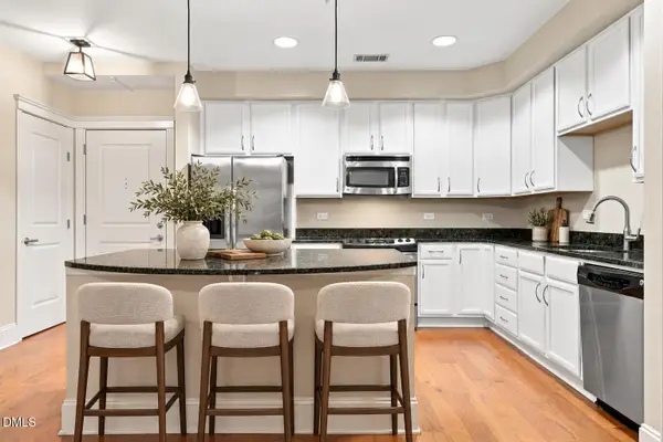 222 Glenwood Avenue, Raleigh, NC 27603