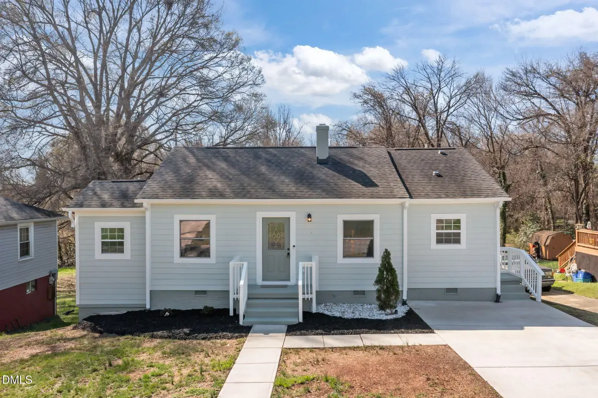408 W Gilbreath Street, Graham, NC 27253 - #1