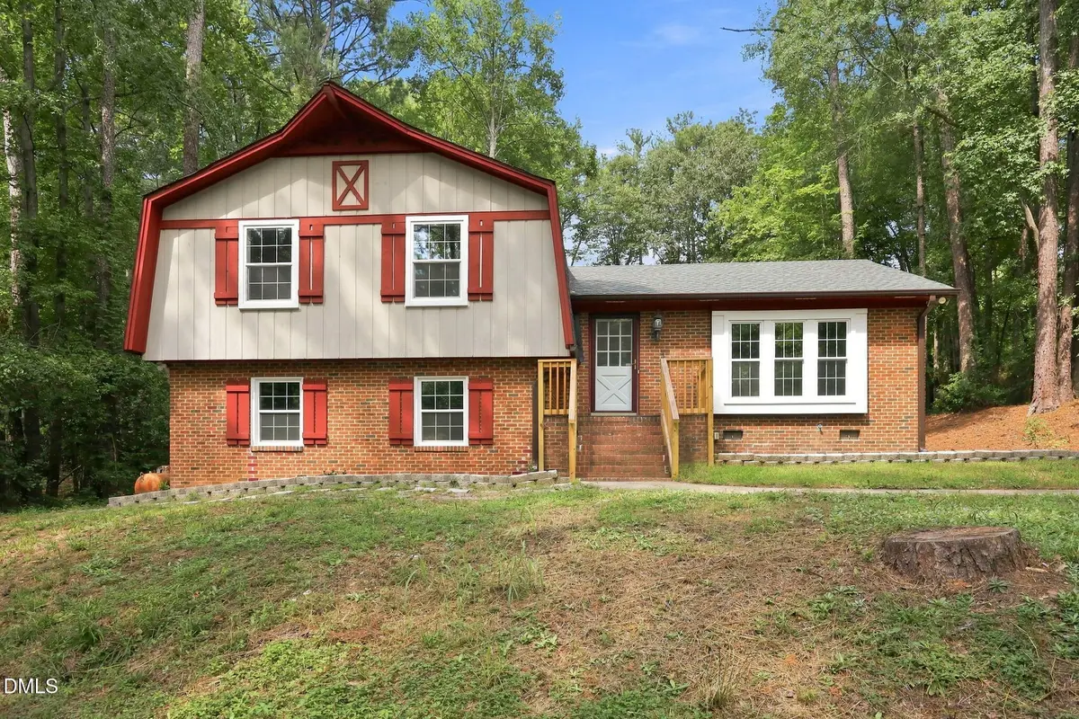 507 Sussex Avenue, Sanford, NC 27330 - #1