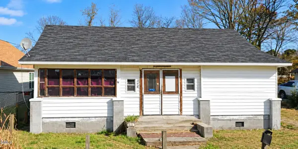 407 E Waddell Street, Selma, NC 27576