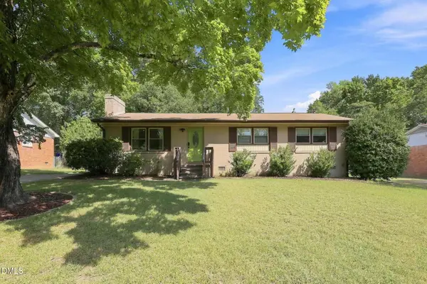 913 Greenwich Street, Raleigh, NC 27610
