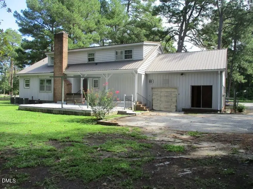 505 N East Street, Roseboro, NC 28382 - #3
