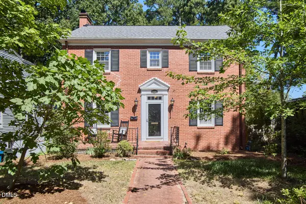 2220 W Club Boulevard, Durham, NC 27705