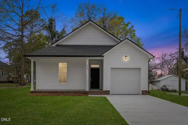 271 Mcneil Circle, Dunn, NC 28334