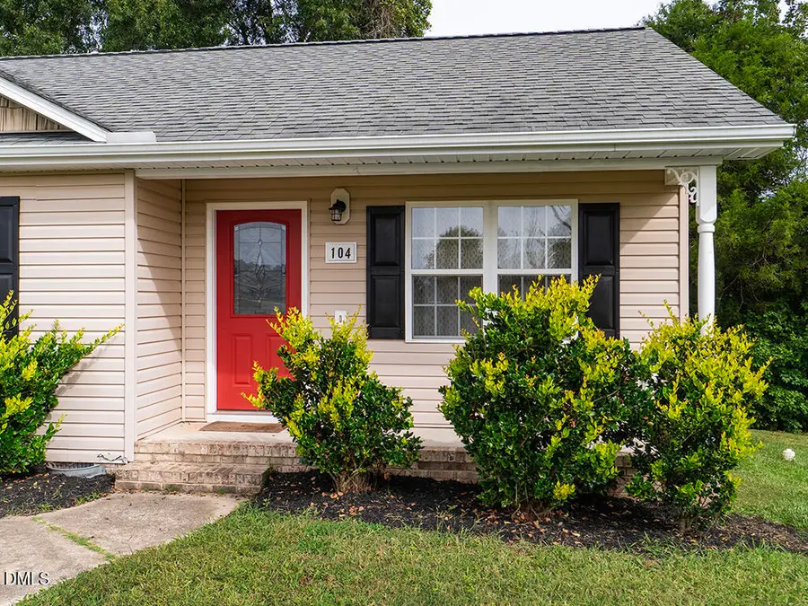 104 Taylors Court, Burlington, NC 27217 - #2