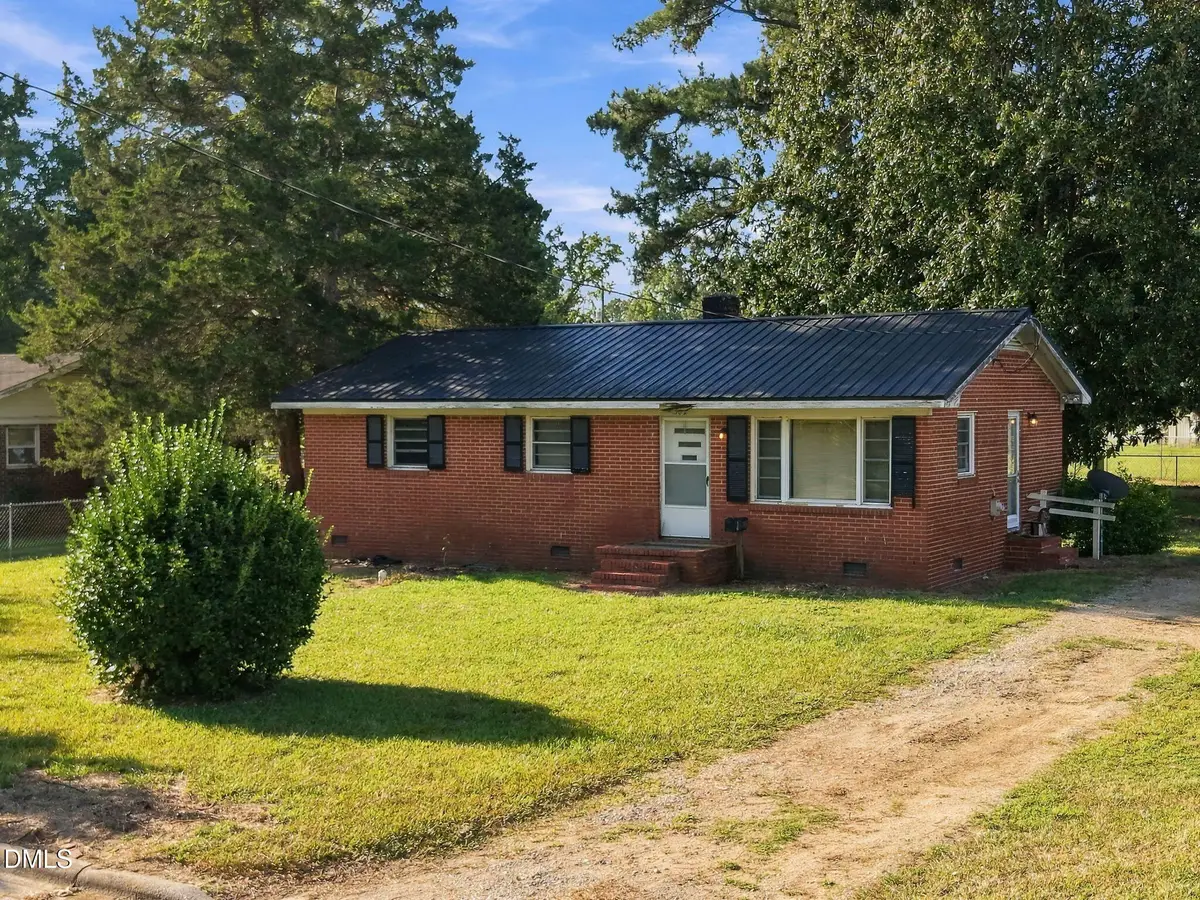 302 E 17th Street, Scotland Neck, NC 27874 - #1