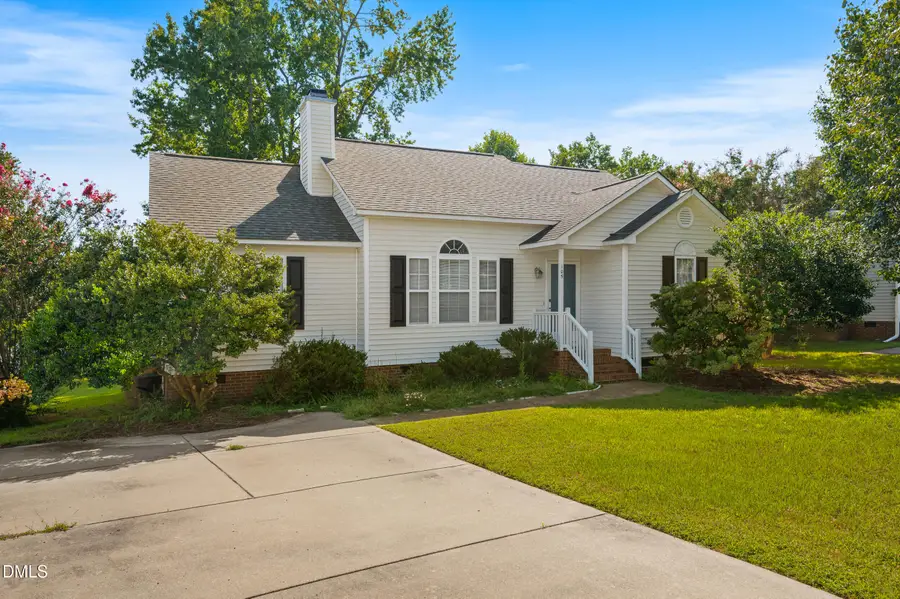 105 Mckenzie Circle, Clayton, NC 27520 - #2
