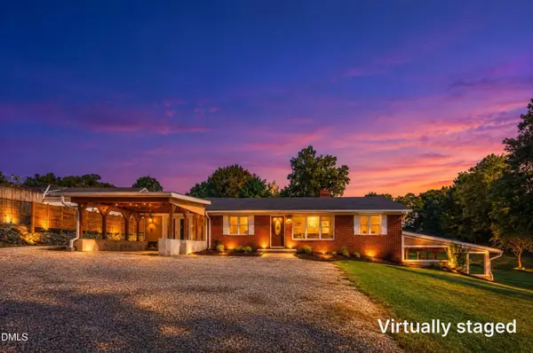 624 W Gilbreath Street, Graham, NC 27253