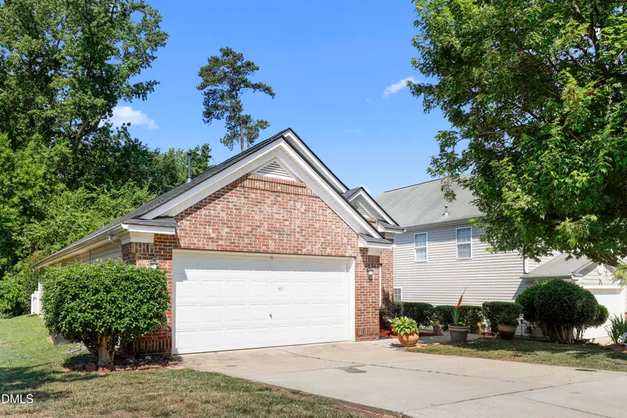 137 Georgetowne Drive, Clayton, NC 27520 - #2