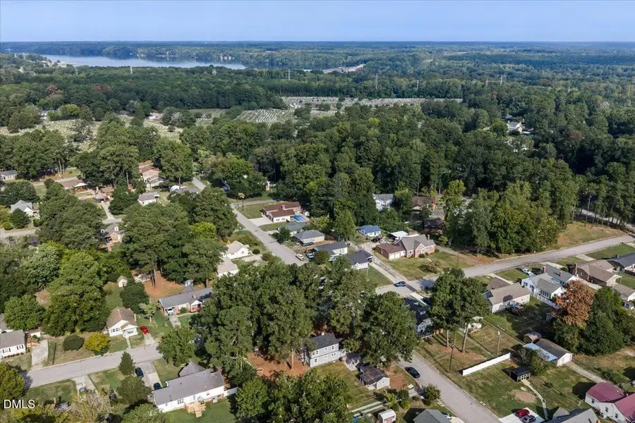 400 Rapids Street, Roanoke Rapids, NC 27870 - #2