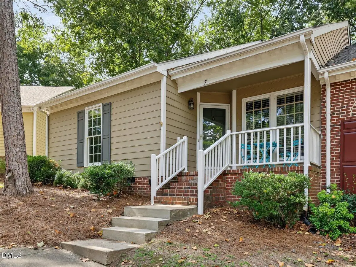 7 Kings Mount Court, Durham, NC 27713 - #1