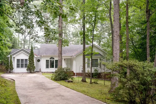 340 Thornwood Lane, Youngsville, NC 27596