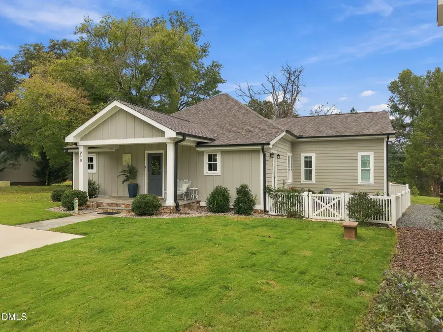 210 Bellamy Lane, Chapel Hill, NC 27516 - #2