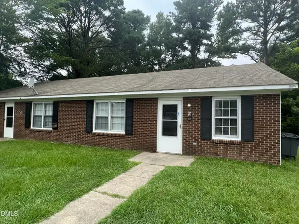 505 E Elizabeth Street, Selma, NC 27576