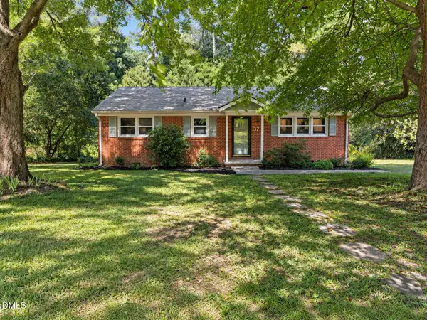 37 S Circle Drive, Chapel Hill, NC 27516