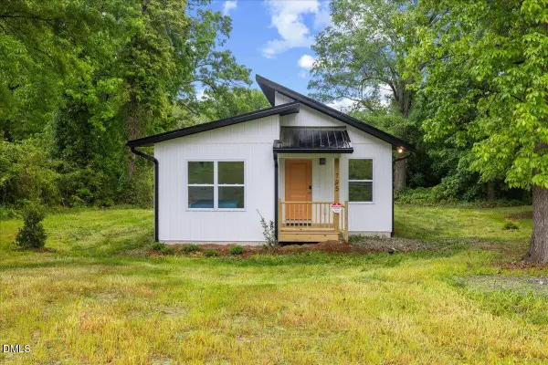 795 Lakeside Avenue, Burlington, NC 27217