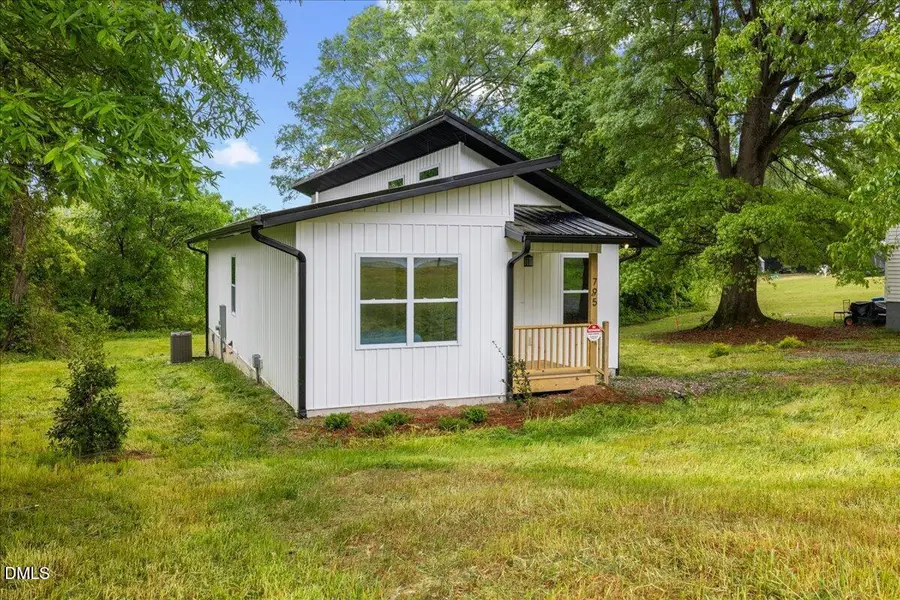 795 Lakeside Avenue, Burlington, NC 27217 - #2
