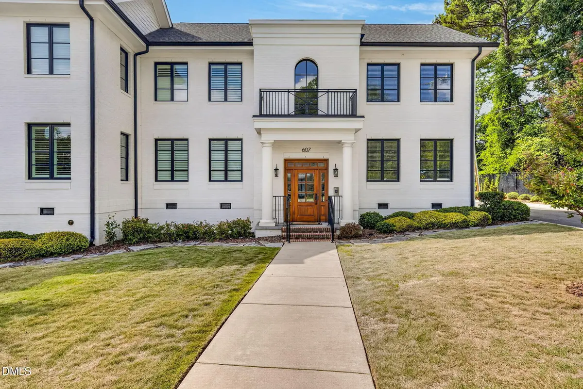 607 Smedes Place, Raleigh, NC 27605 - #1