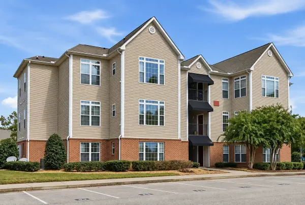 2501 Huntscroft Lane, Raleigh, NC 27617