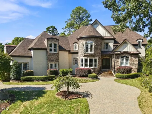 6701 Foxfire Place, Raleigh, NC 27615