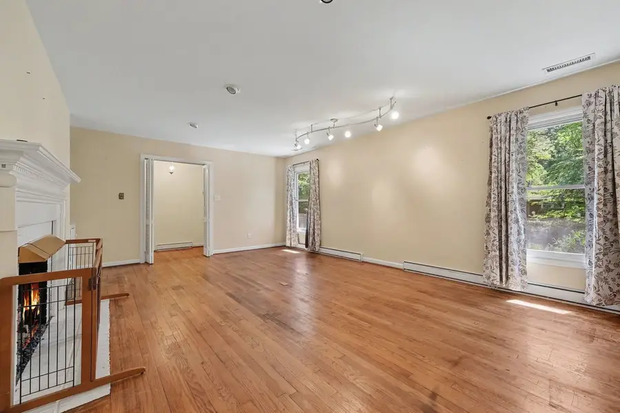 410 Brookside Drive, Chapel Hill, NC 27516 - #2
