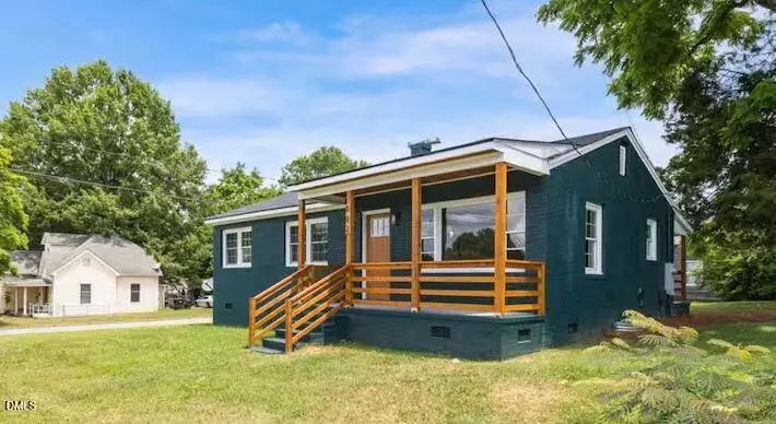 802 Maple Avenue, Burlington, NC 27215 - #3