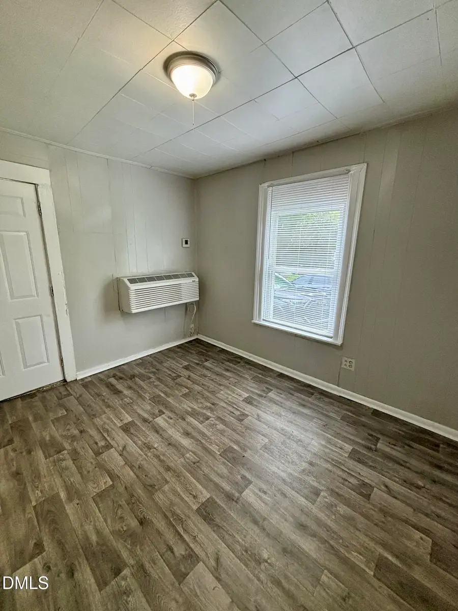 843 Vaughan Street, Henderson, NC 27536 - #3