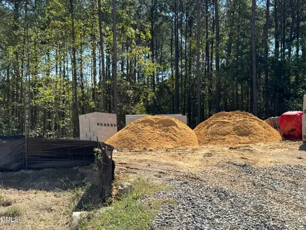 4240 Portola Drive, Zebulon, NC 27597