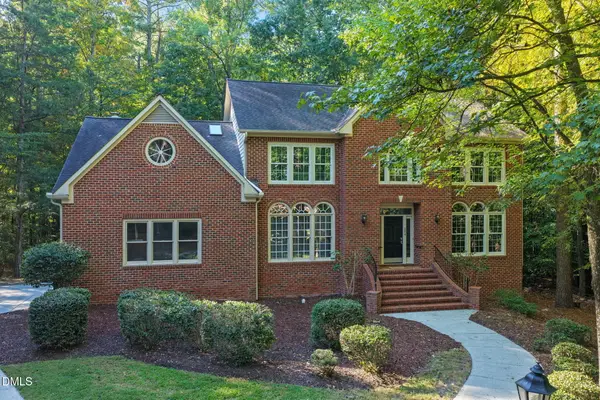 204 Woodleaf Drive, Chapel Hill, NC 27516
