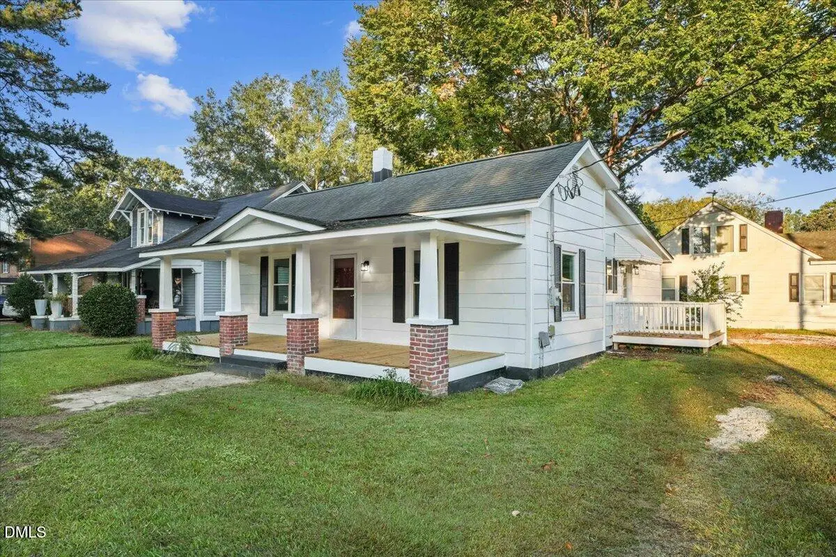 511 N Webb Street, Selma, NC 27576 - #1