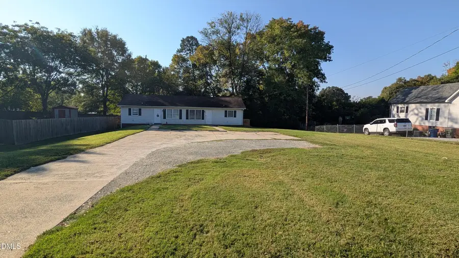 327 E Parker Street, Graham, NC 27253 - #3