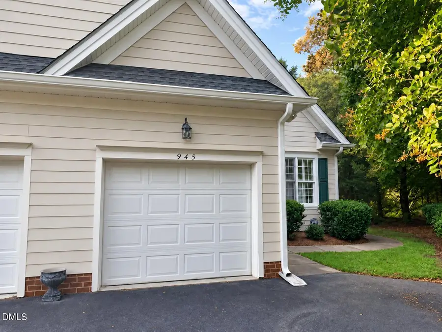 945 S Lakeside Drive, Four Oaks, NC 27524 - #3