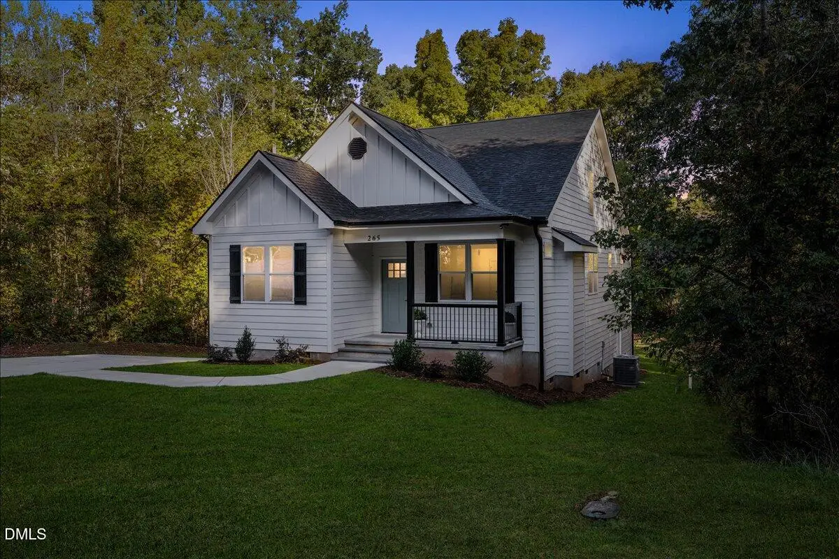 265 Flower Street, Graham, NC 27253 - #1