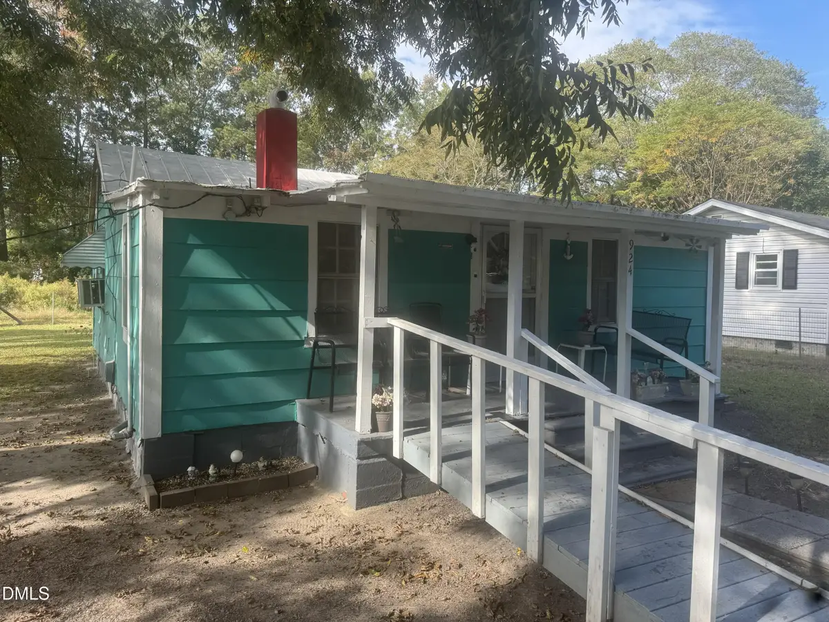 924 Rand Street, Smithfield, NC 27577 - #1