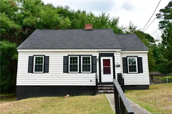 216 Oakland Drive, Fayetteville, NC 28301