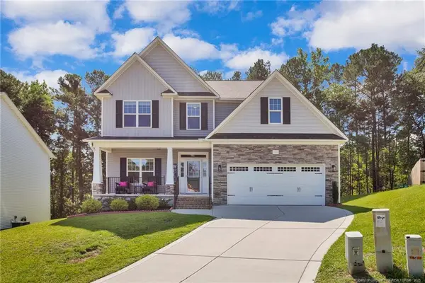 208 Walker Downs Circle, Fayetteville, NC 28305