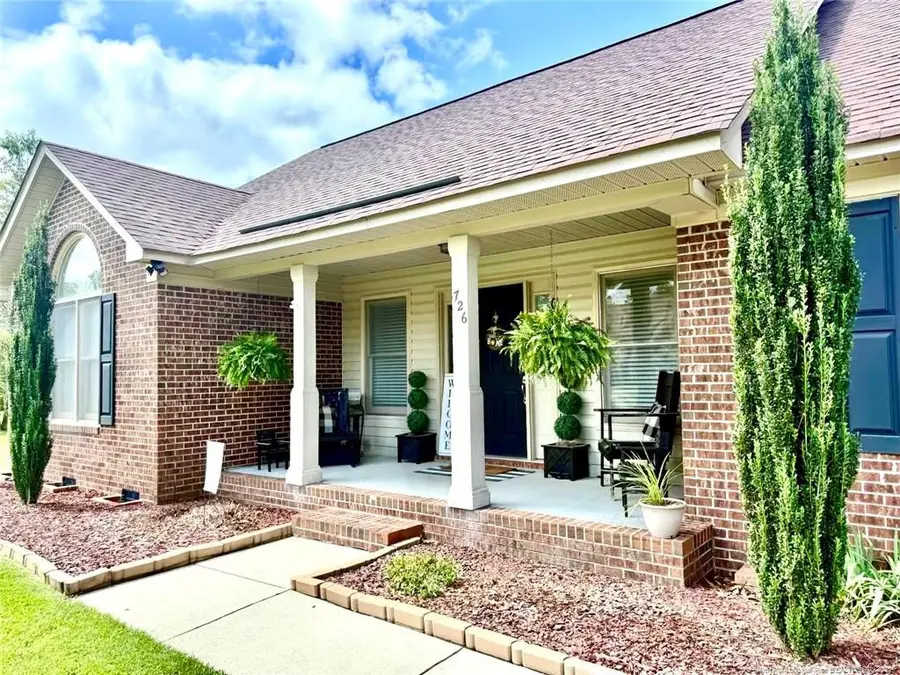 726 Foxcroft Drive, Fayetteville, NC 28311 - Image #2