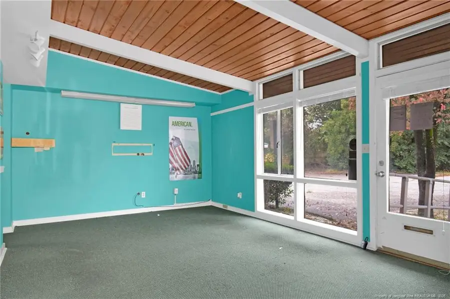 516 Owen Drive, Fayetteville, NC 28304 - Image #3