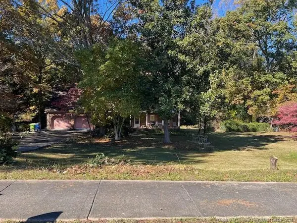 7905 Harps Mill Road, Raleigh, NC 27615