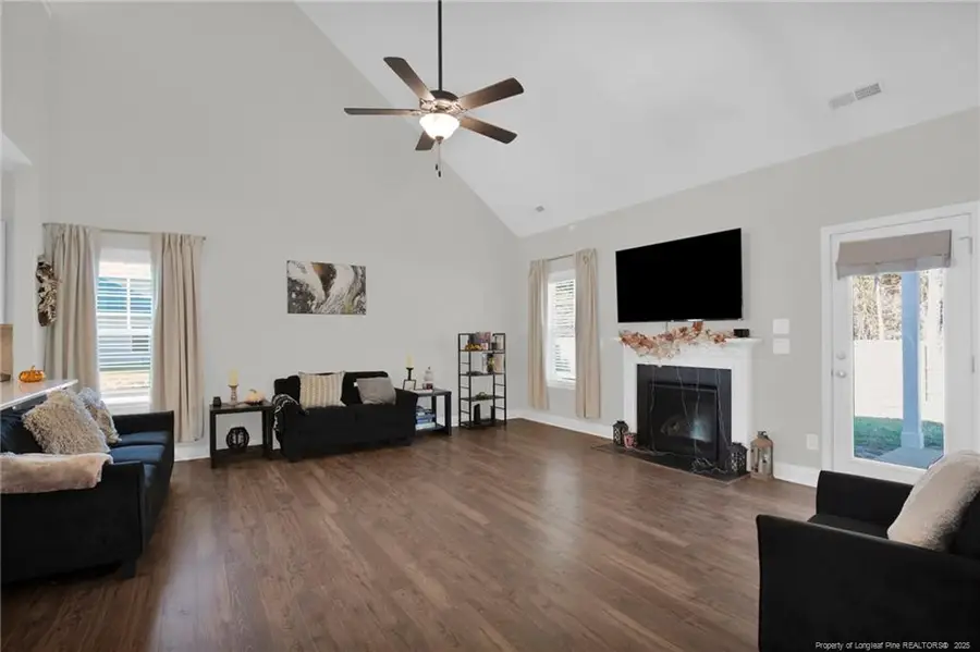 6939 Running Fox Road, Hope Mills, NC 28348 - Image #3