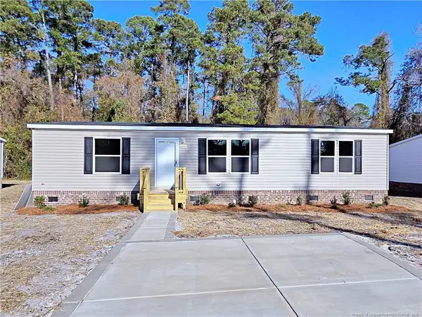 4055 Lodge Drive, Wade, NC 28395