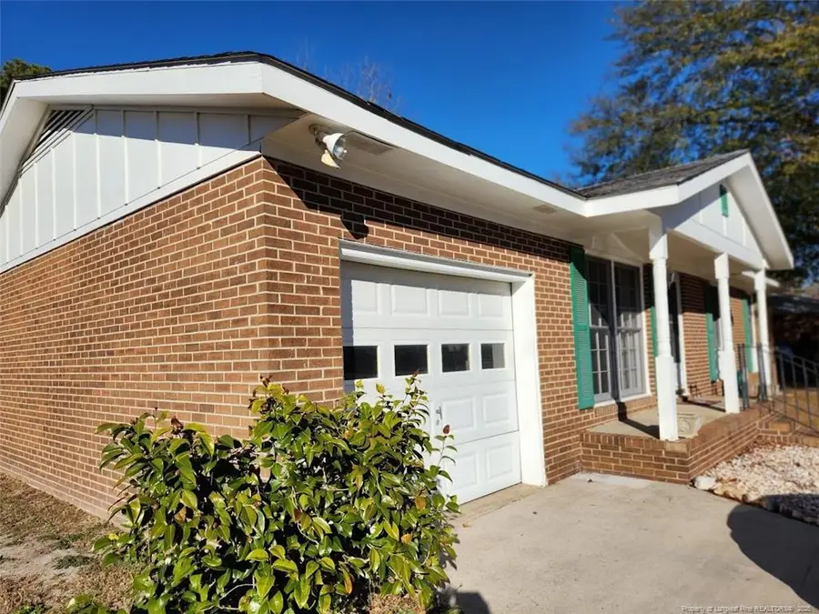 706 Regina Drive, Spring Lake, NC 28390 - Image #3