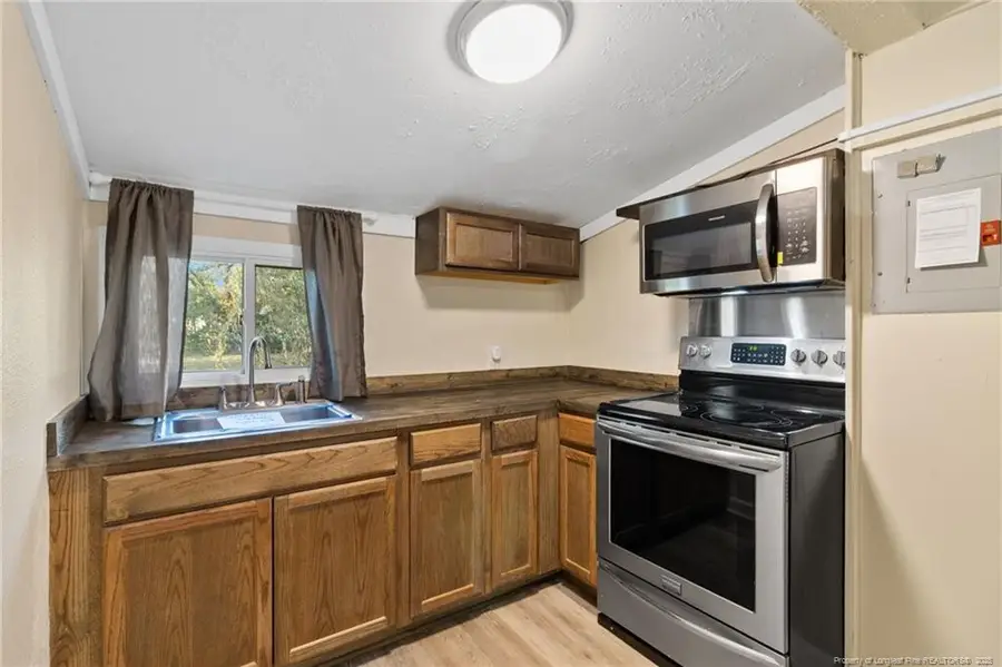 511 Eva Circle, Spring Lake, NC 28390 - Image #3