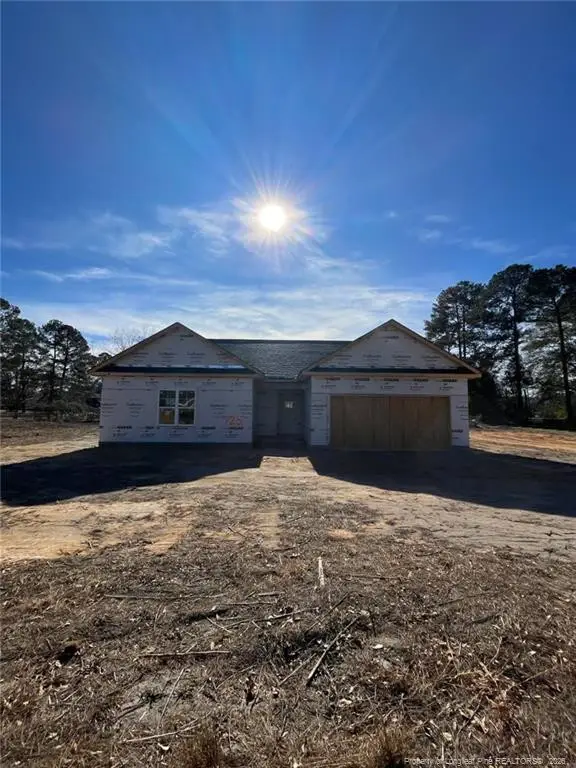 725 Porter Road, Hope Mills, NC 28376